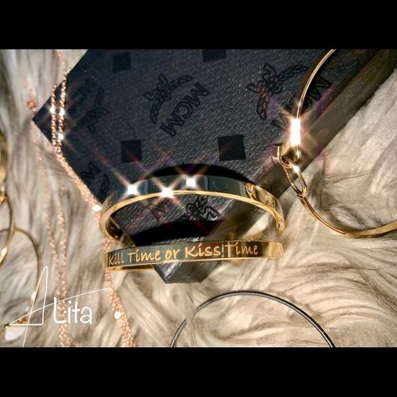 Letter bracelet - Picture 3 of 3